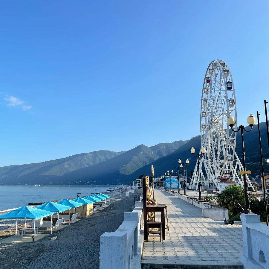 Мини-Отель New Gagra Bagian luar foto